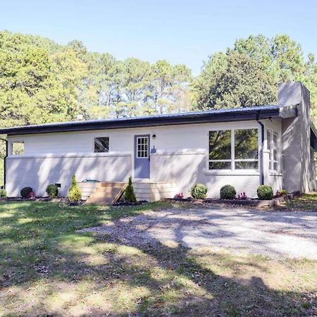 Winchester Gorgeous Renovated Home With Large & Private Lot מראה חיצוני תמונה