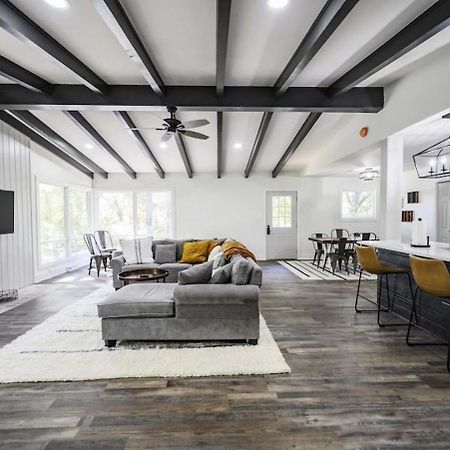 Winchester Gorgeous Renovated Home With Large & Private Lot מראה חיצוני תמונה
