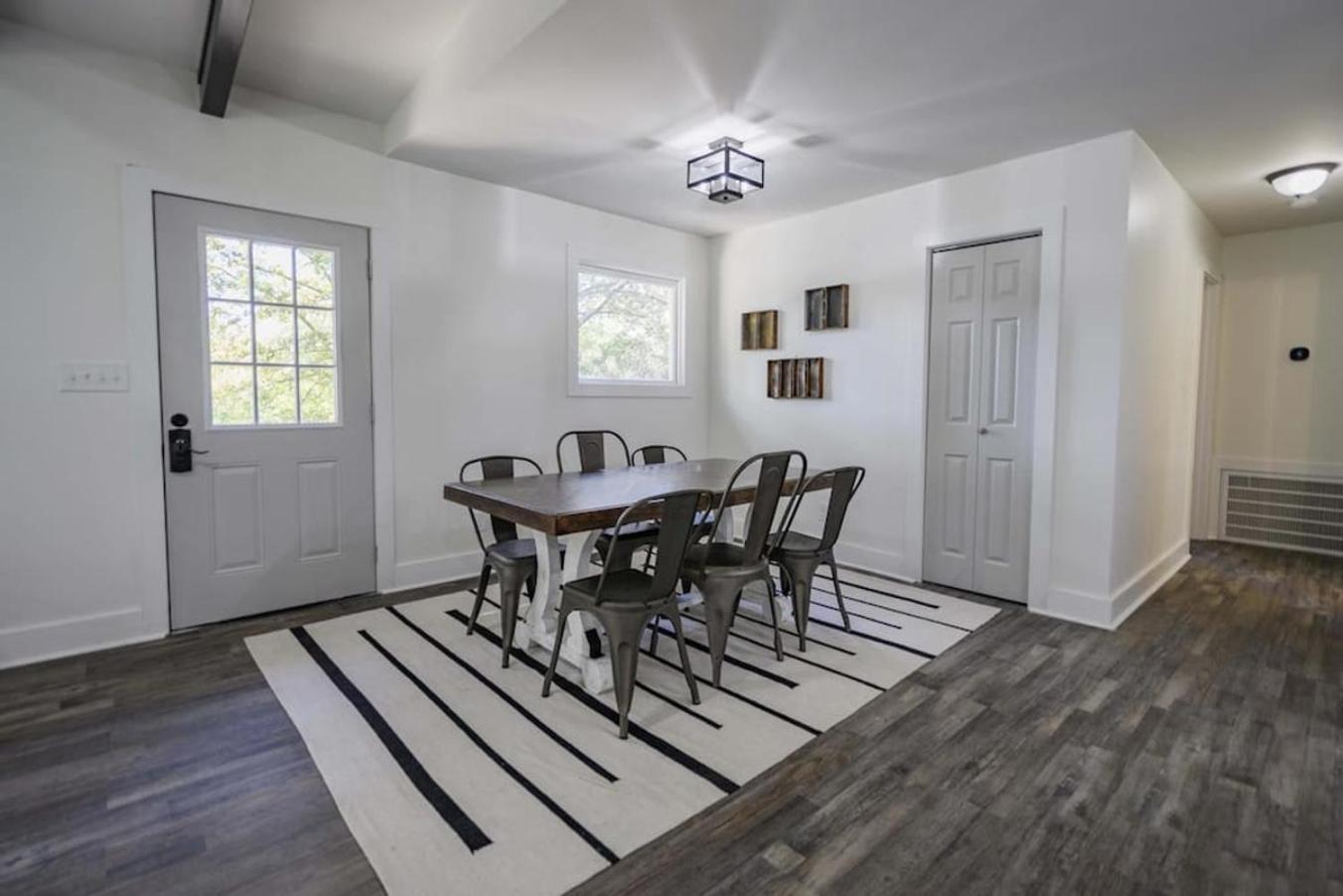 Winchester Gorgeous Renovated Home With Large & Private Lot מראה חיצוני תמונה
