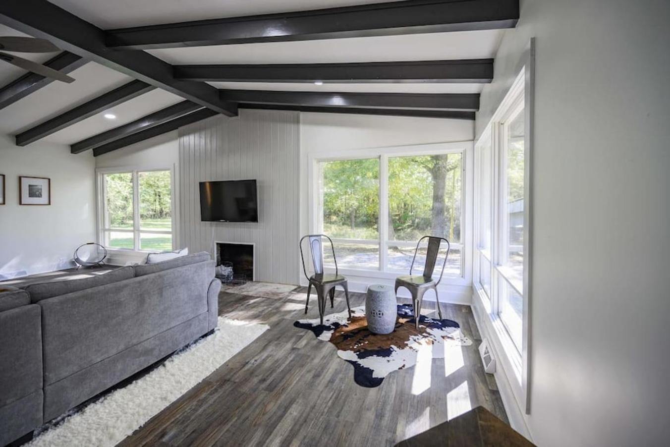 Winchester Gorgeous Renovated Home With Large & Private Lot מראה חיצוני תמונה