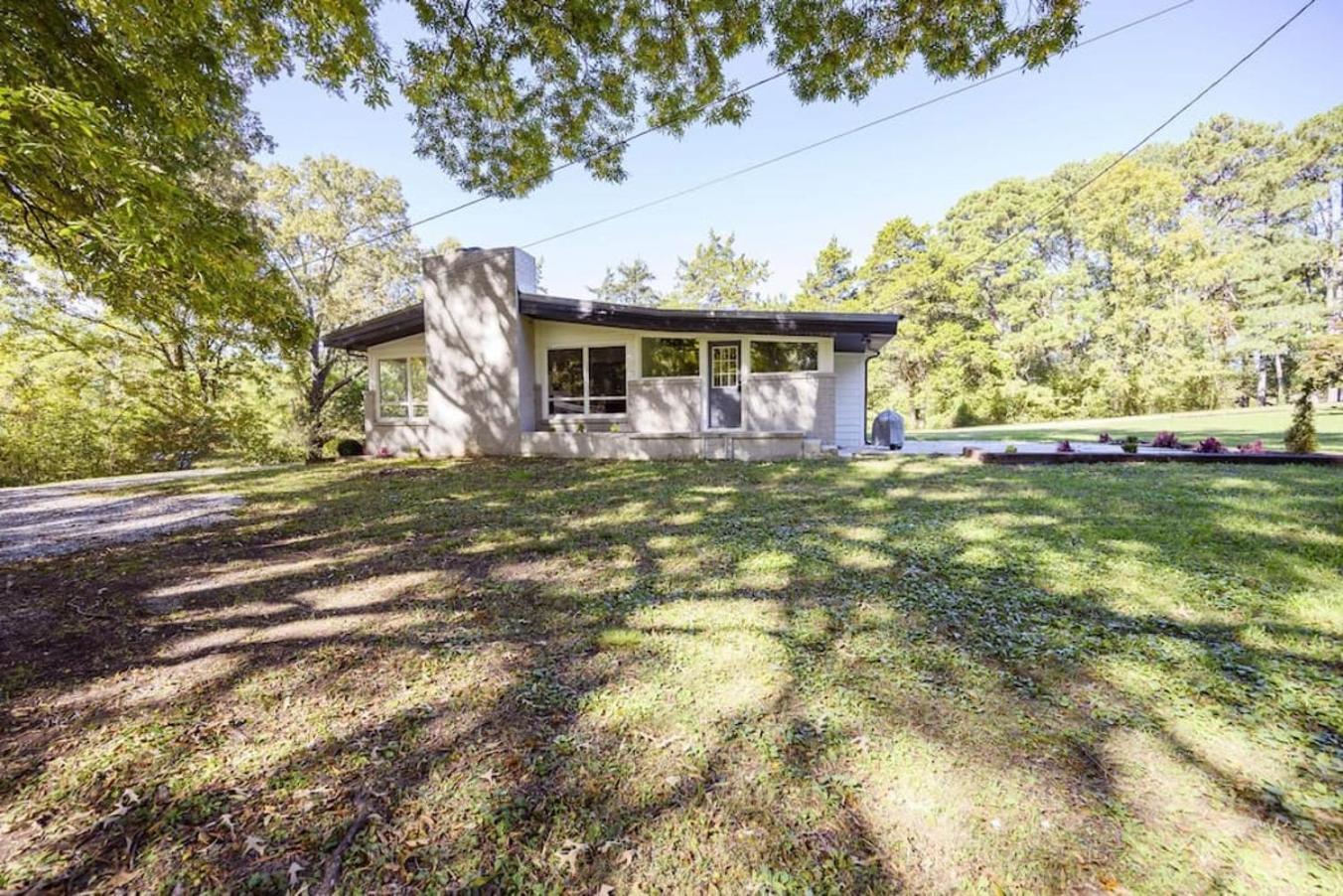 Winchester Gorgeous Renovated Home With Large & Private Lot מראה חיצוני תמונה